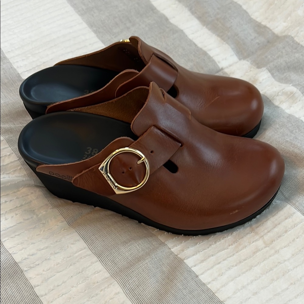 Birkenstock Papillio Fanny Cognac Leather Mules with Gold Buckle 38